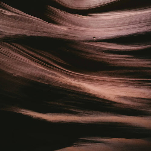 DARK OUD | Wood. Musk. Amber.